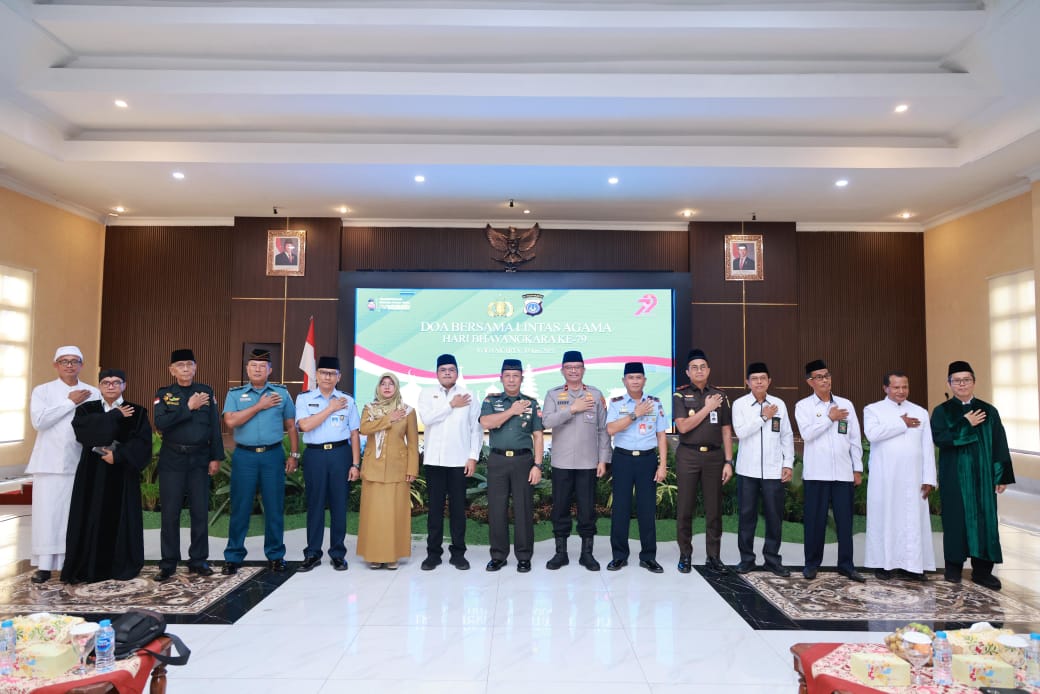 Doa Lintas Agama Warnai Peringatan Hari Bhayangkara ke-79 di Polda DIY