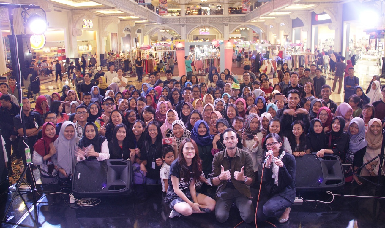 Demi Galih & Ratna, Refal Hady dan Sheryl Sheinafia berkunjung ke Jogja City Mall.