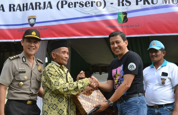 Polda DIY Berikan Bhakti Sosial Kepada 400 Warga Pakem