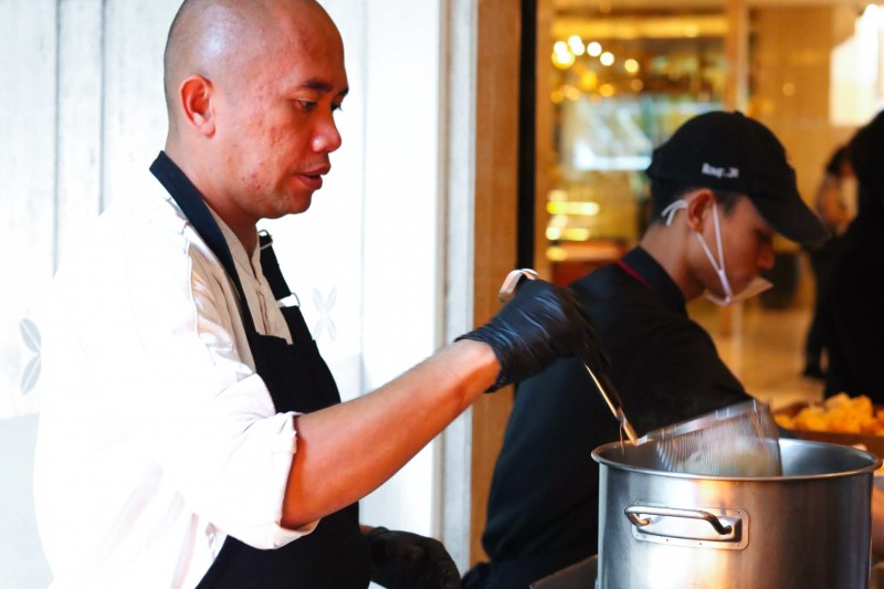 “Saffron Asli Enak” Viralkan Menu Berbuka Puasa