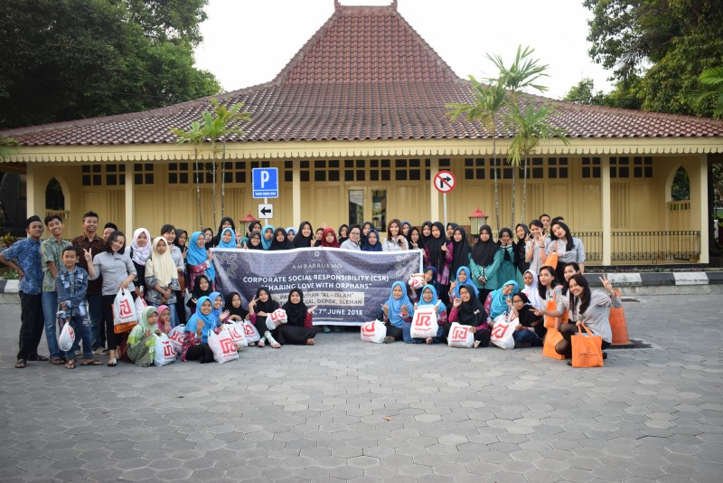 Grand Ambarrukmo & Ramayana Berikan 