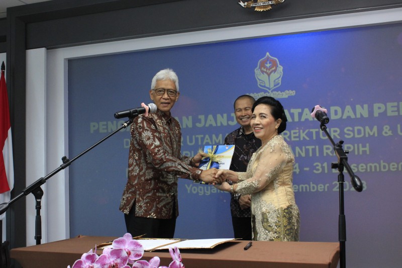 Rumah Sakit Panti Rapih Lantik Direktur Utama Baru Masa Jabatan 1 Januari 2024 - 31 Desember 2025