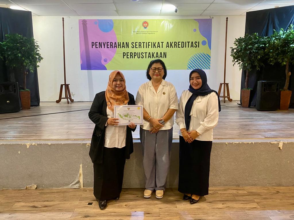 Perpustakaan  “BINATAMA PUSTAKA “ SMK Kesehatan Binatama Raih Akreditasi “A”